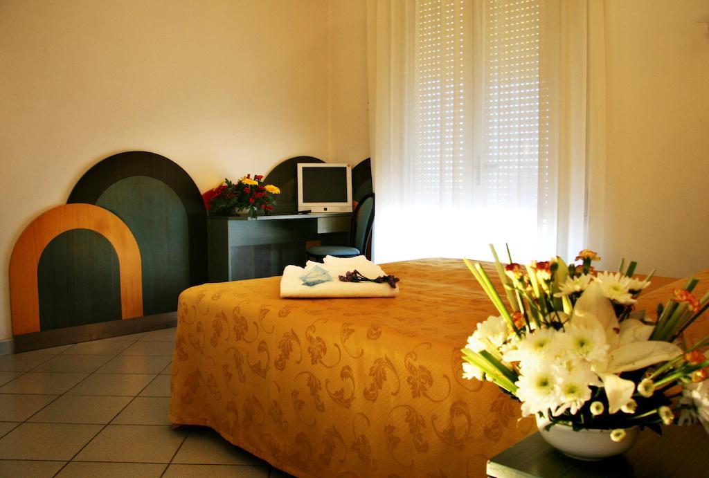 Hotel Excelsior Bellaria-Igea Marina Bagian luar foto