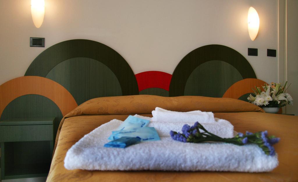 Hotel Excelsior Bellaria-Igea Marina Bagian luar foto